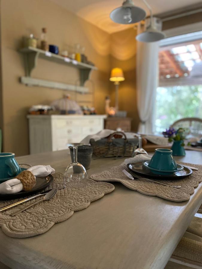 L'Eveil En Provence Acomodação com café da manhã Entrecasteaux Exterior foto