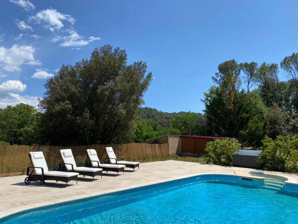 L'Eveil En Provence Acomodação com café da manhã Entrecasteaux Exterior foto